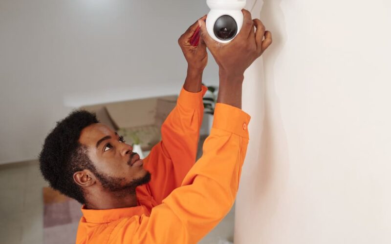 Instalar cámaras en el hogar: la estrategia de seguridad que marca tendencia