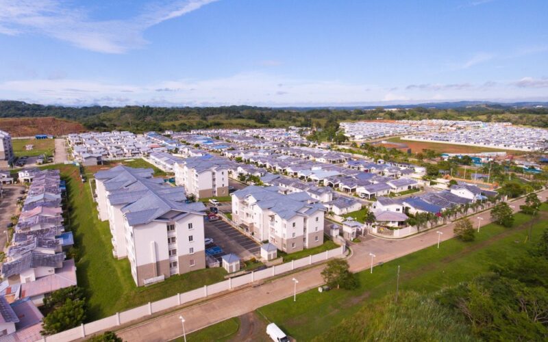 Mejor conectividad vial facilita el traslado hacia Playa Dorada desde la capital panameña